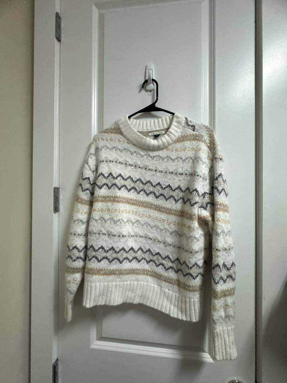 American Eagle Outfitters Cozy Knit Crewneck Sweater